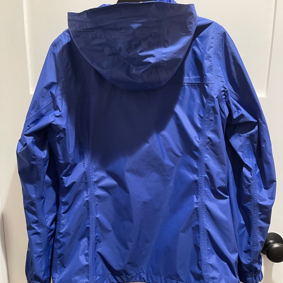 Women’s Columbia Rain Jacket - size Medium - Picture 2 of 5